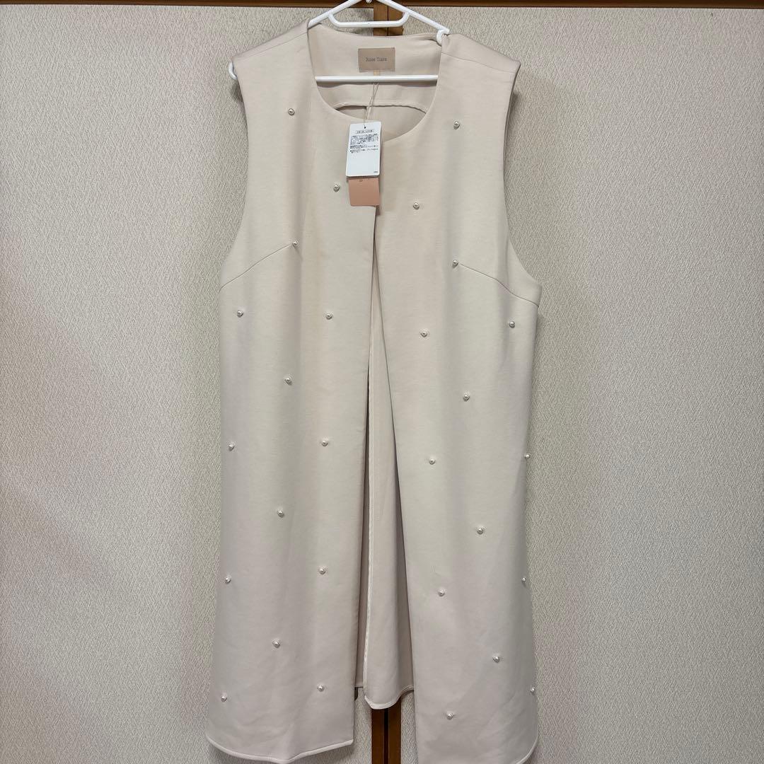 ローズティアラ 新品未使用 パール付きジレ - メルカリ