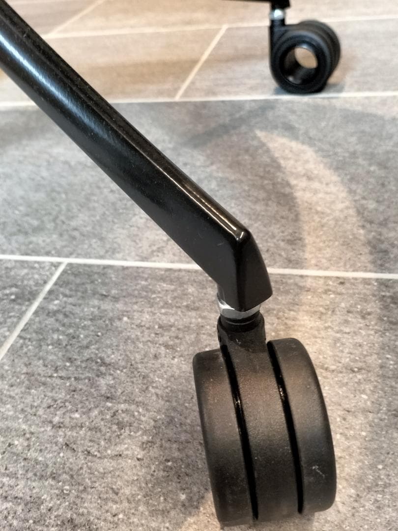 k*a様 ロマランチェアキャスター◇カワジュン◇展示品(JTH06-l) - メルカリ