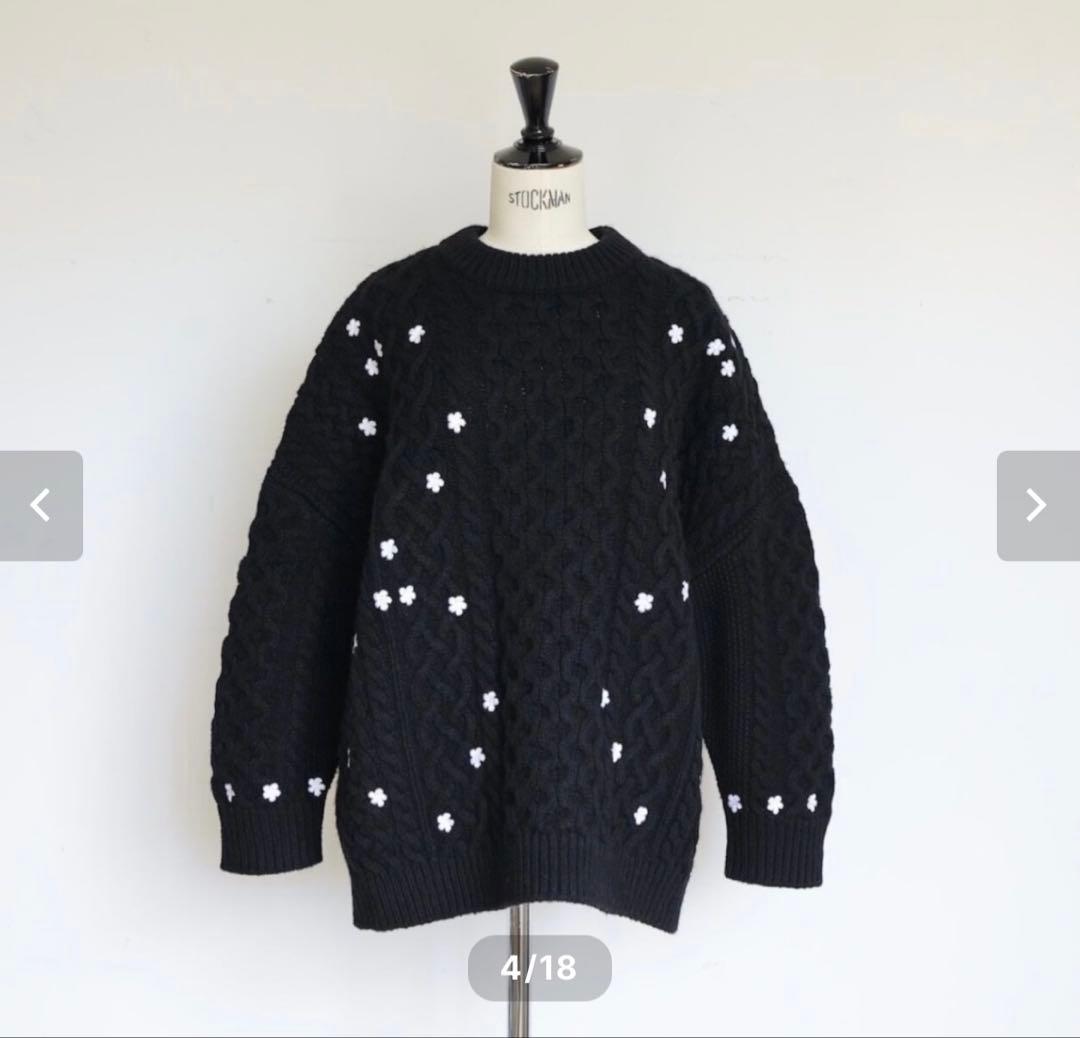 Gypsohila Floral Cable Knit BLACK