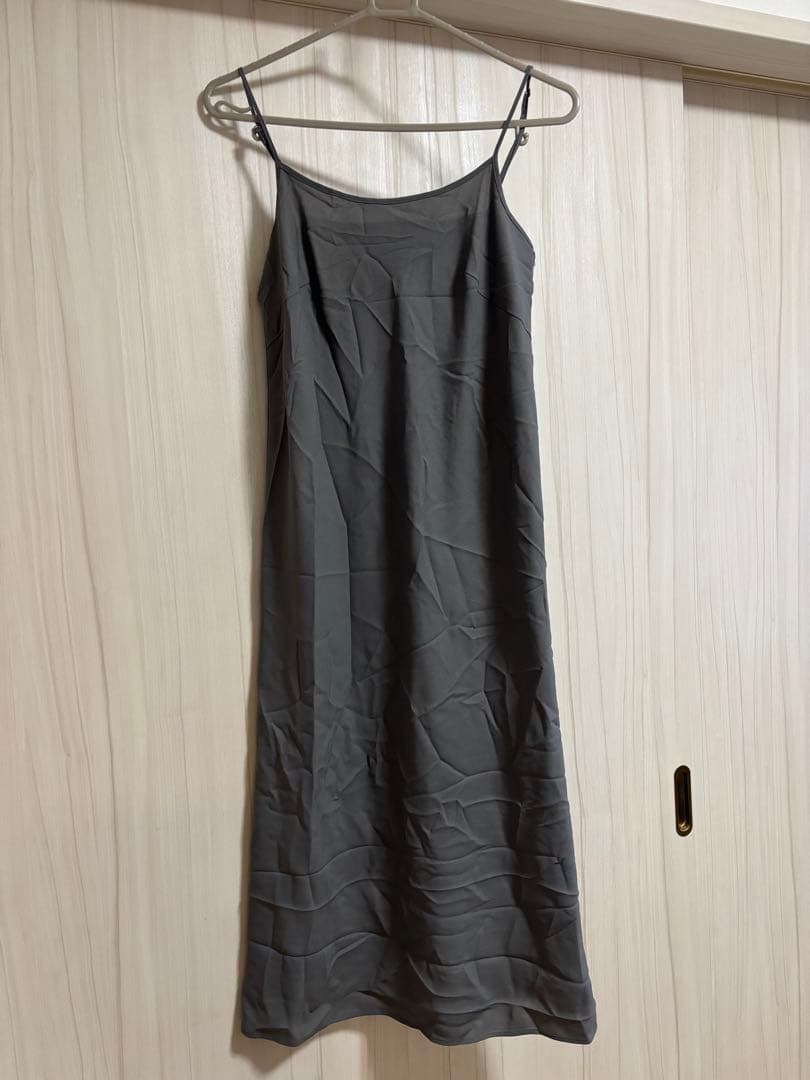 グレースコンチネンタル プリーツドッキングワンピース ブラック