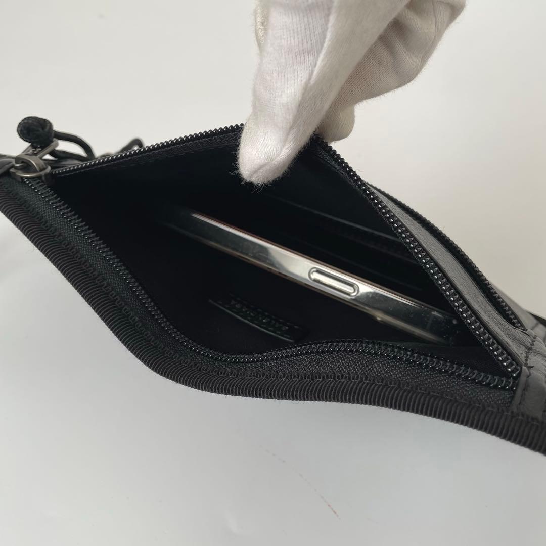 未使用級】バレンシアガ エクスプローラー ベルトバッグ レザー ロゴ 黒