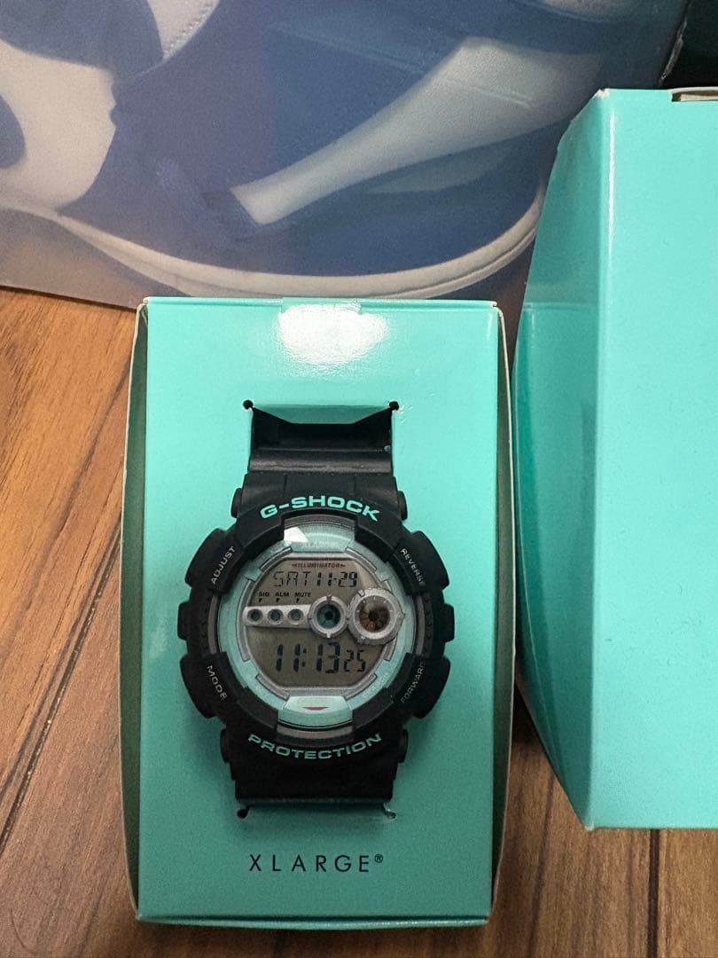 ⭐激レア⭐G-SHOCK GD-100 XLARGE コラボレーションモデル G-Shock X-Large Japan Limited Edition GD-100