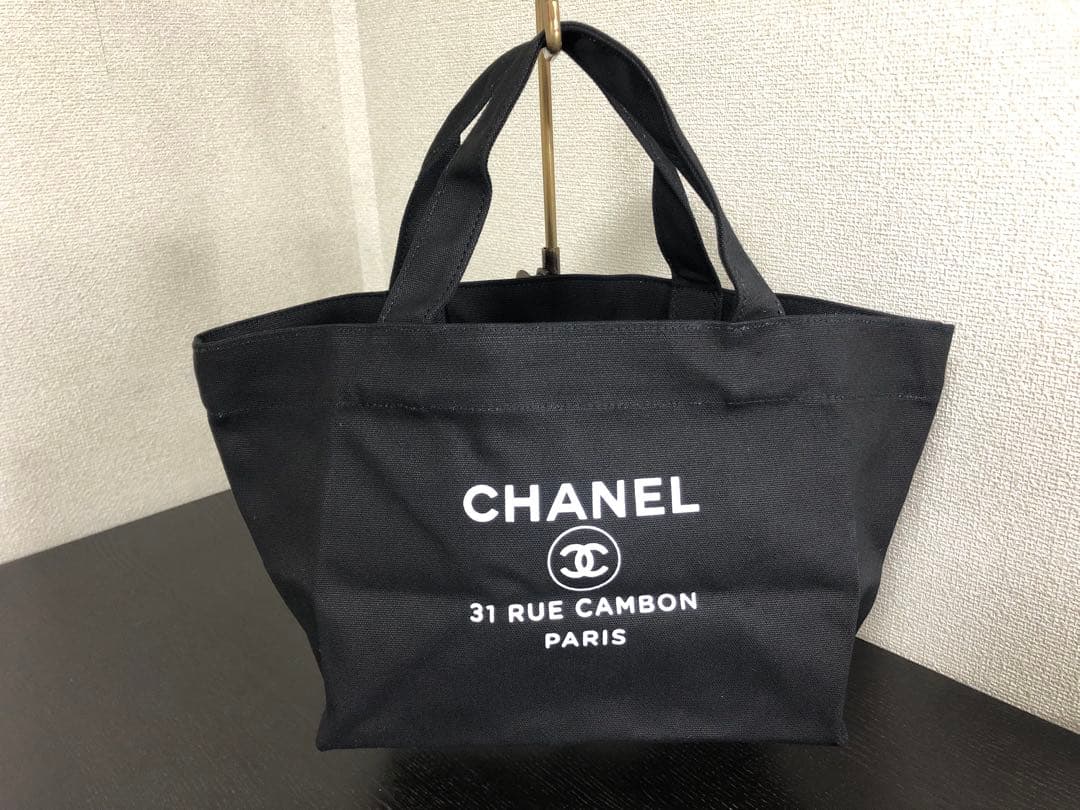 CHANEL シャネル ミニトートバッグ ノベルティ 中東地域限定 BLACK