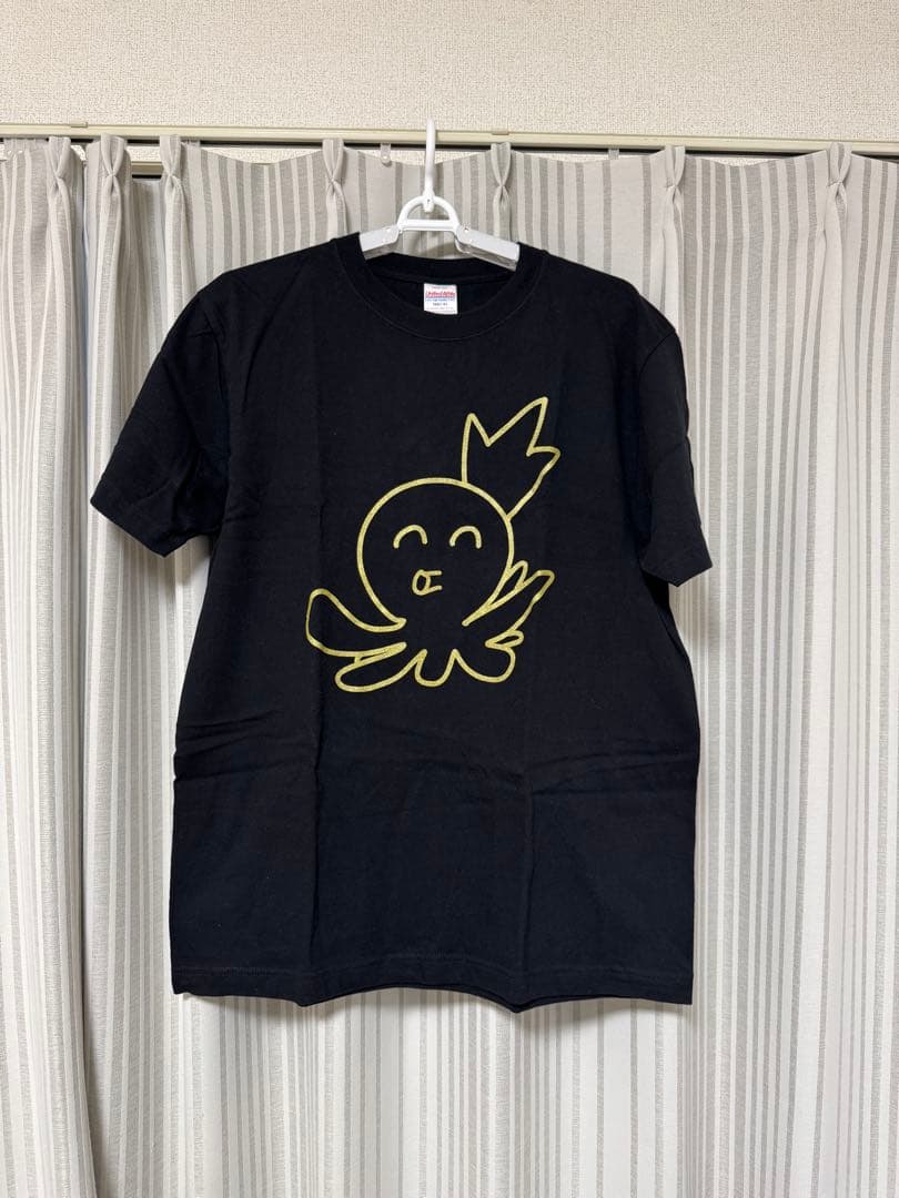 粗品 ハゲタコエビフライくんTシャツ Mサイズ - メルカリ