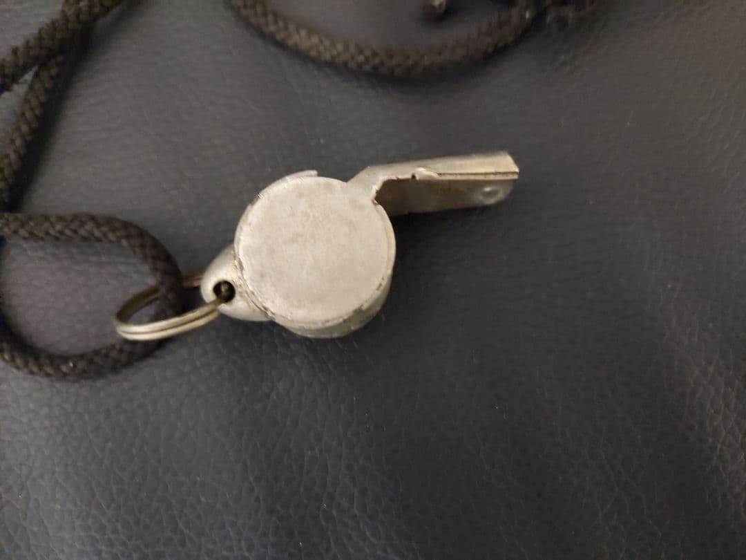 ☆国鉄『SEIKO 手巻き懐中時計/ホイッスル』鉄道グッズ2点セット