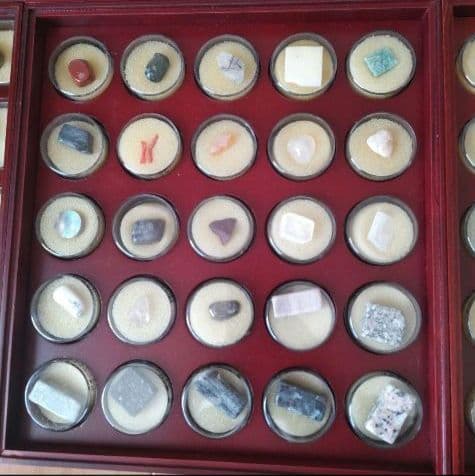 三NAKA-NAKA三 ディアゴスティー二　隔週間　トレジャー·ストーン