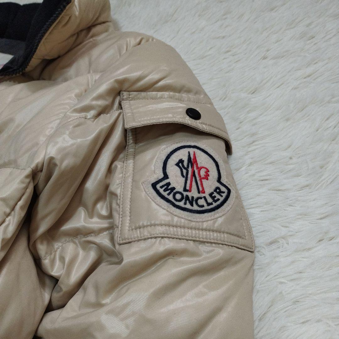 18242✨モンクレール BADIA ビッグロゴ ダウンジャケット ベージュ