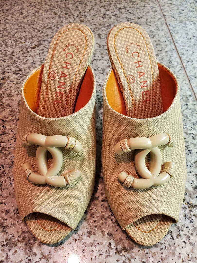 シャネル　CHANEL　ココマーク　キャンバスミュール　サイズ34 CHANEL（シャネル） COCO LOGO BROOCH ココマーク ブローチ メタル