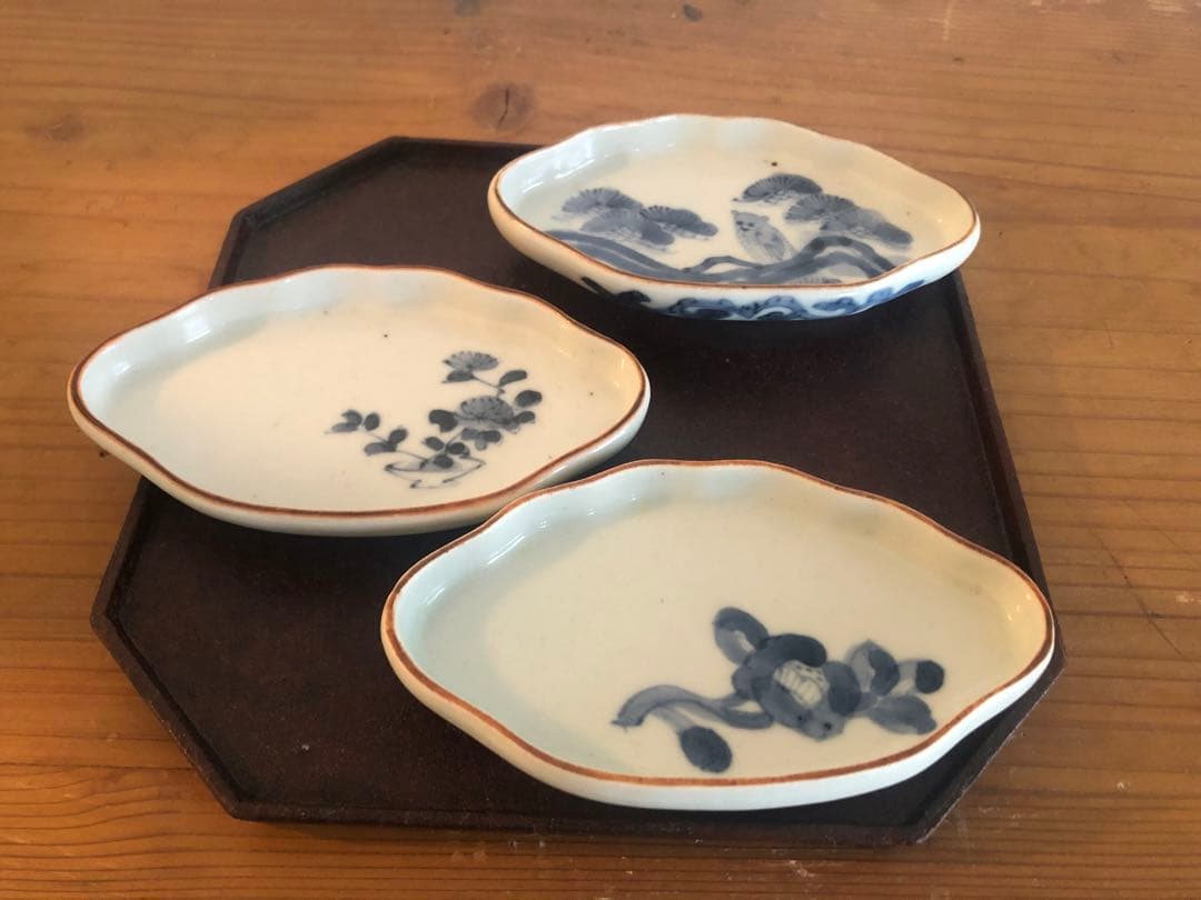 浜野 まゆみ 染付絵違あわび形小皿 - メルカリ