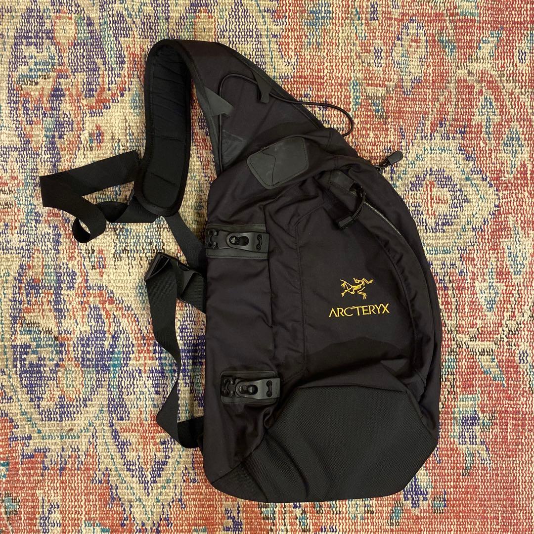 初期 アークテリクス クイバー arcteryx ブラック ワンショルダー