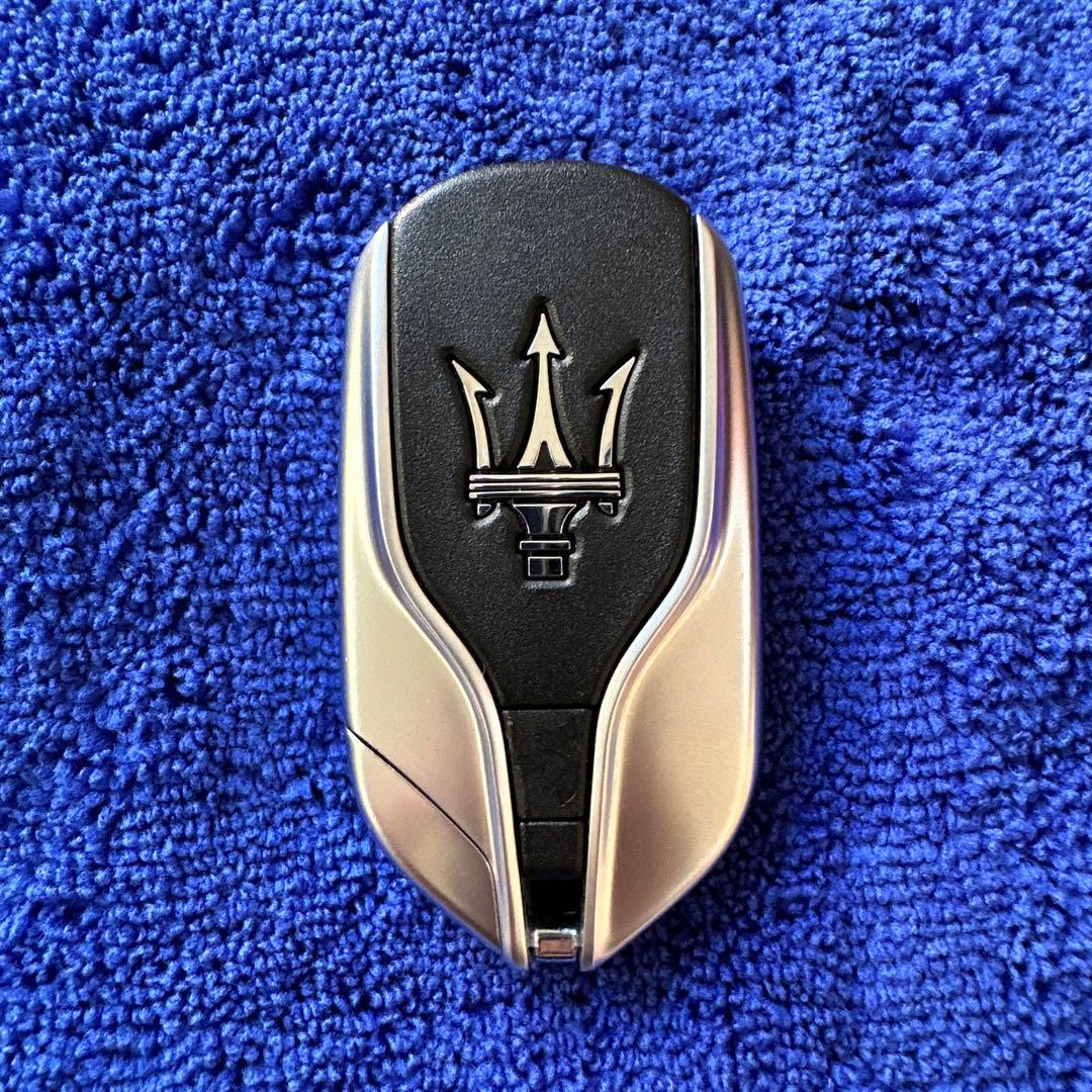 マセラティ クアトロポルテ/ギブリ/レヴァンテ 純正スマートキー