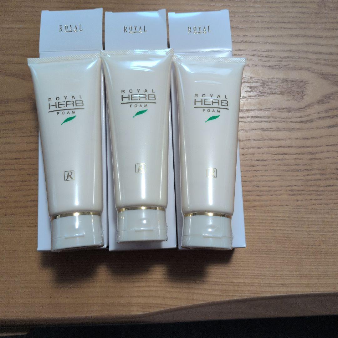 ロイヤル化粧品 ロイヤルハーブフォーム 3本セット - メルカリ