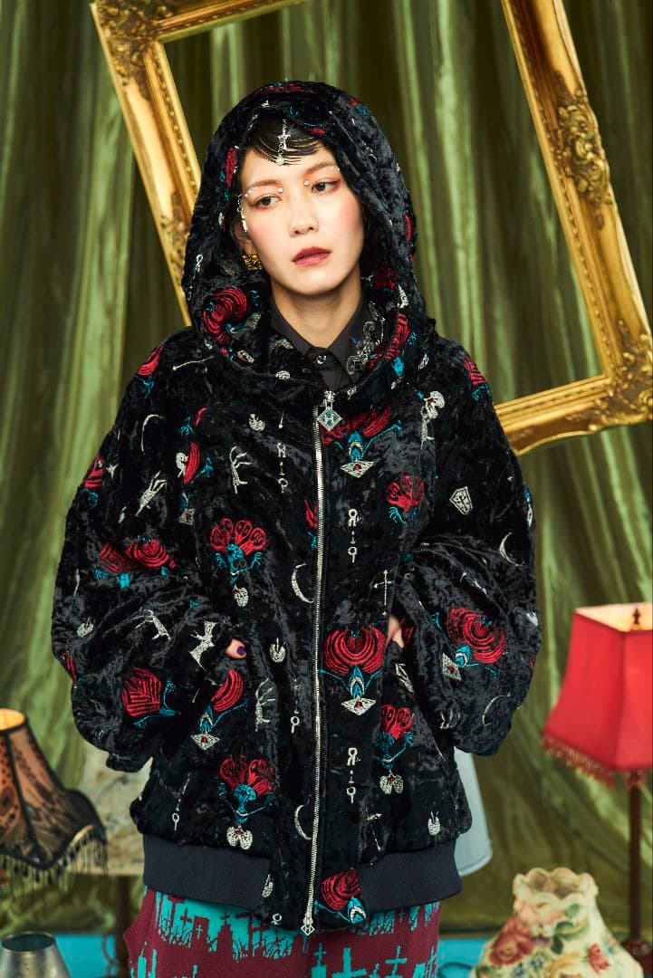 限定値下げ】ha | za | ma 装花絢爛のベルベットパーカー - メルカリ