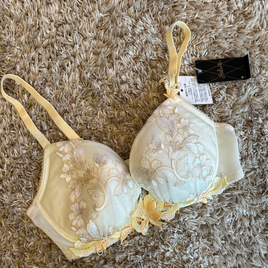 ワコール サルート フロントエックスブラ ブラショーツセット (F75)(M