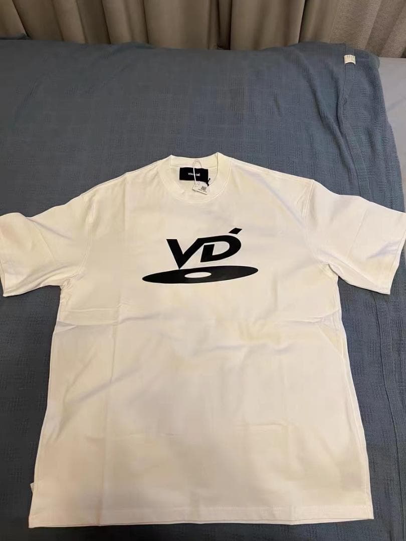 青色渦巻き模様の陶器皿2枚セット - メルカリ