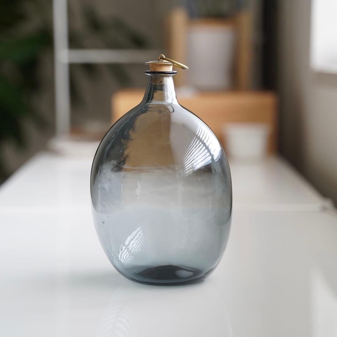 貴重】津田清和 丸酒瓶 真鍮コルク蓋付 - メルカリ