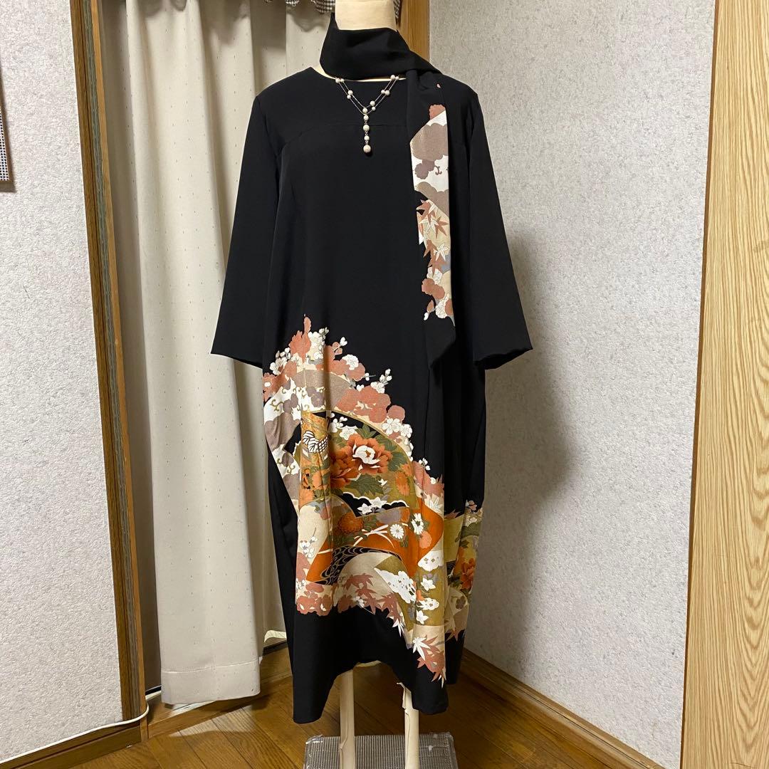 《LL 110cm》 黒留袖リメイク ヨーク切り替え 七分袖 ワンピース