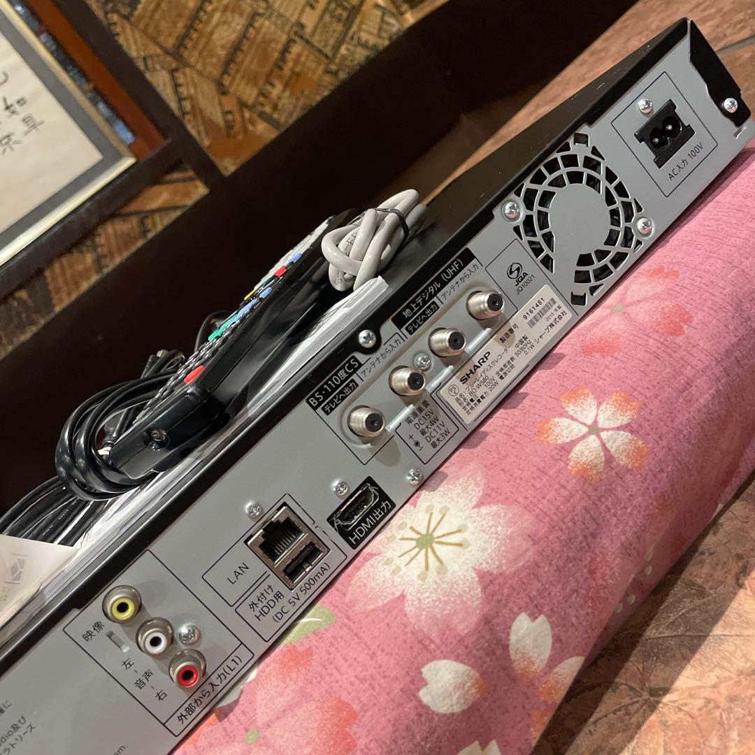 SHARP BD-W580 12倍録 500GB 純正リモ等付フル装備 完動美品