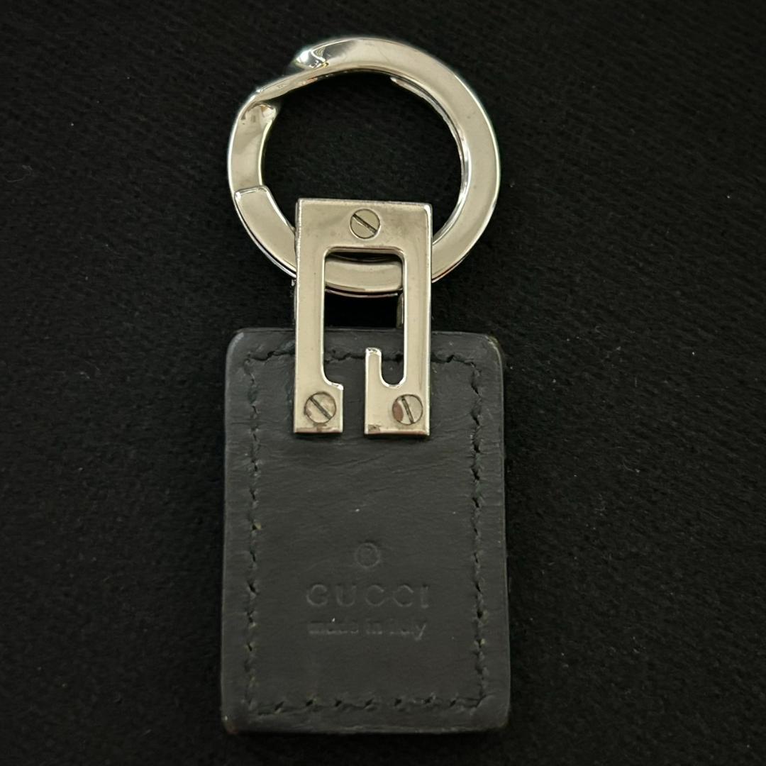 GUCCI レザー キーリング 黒 新品 Keychain with hook closure in