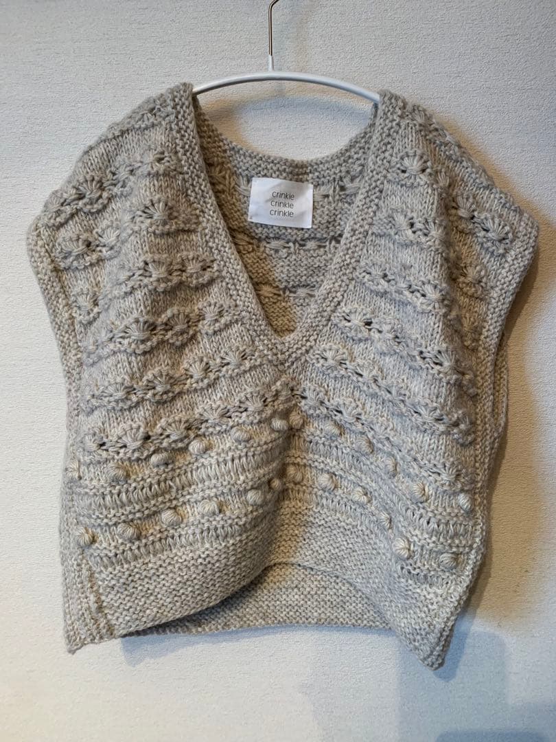 crinkle crinkle crinkle ニットベスト 美品 - メルカリ