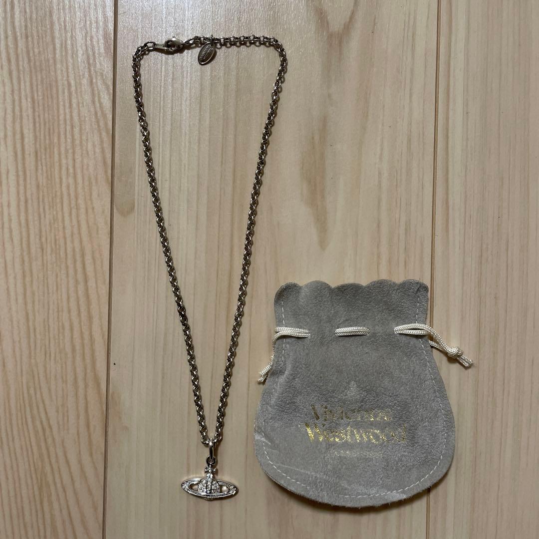 Vivienne Westwood 惑星モチーフ ネックレス - メルカリ