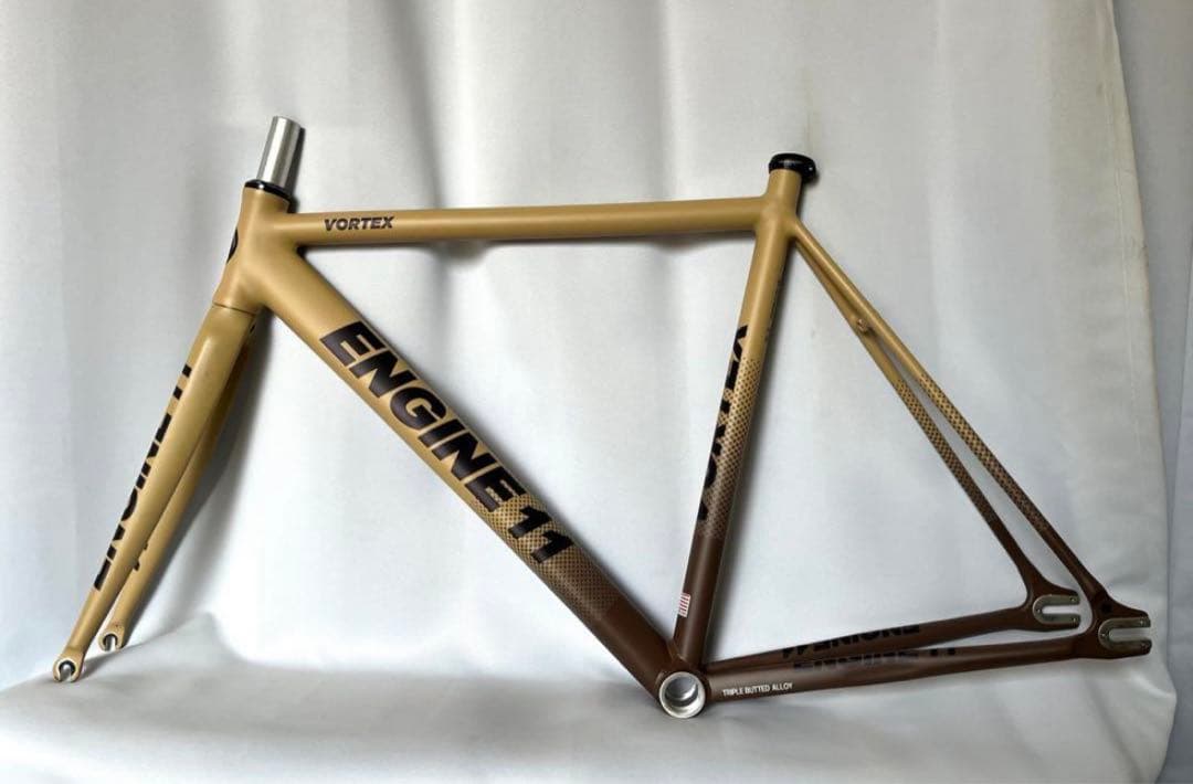 ENGINE11 VORTEX Freamset M - メルカリ