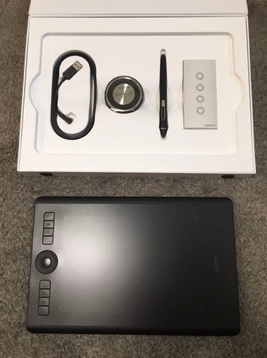 ワコム Intuos Pro Medium ペンタブレット PTH-660/K… Amazon.com: Wacom pen tablet Intuos Pro Medium [new model] 2017