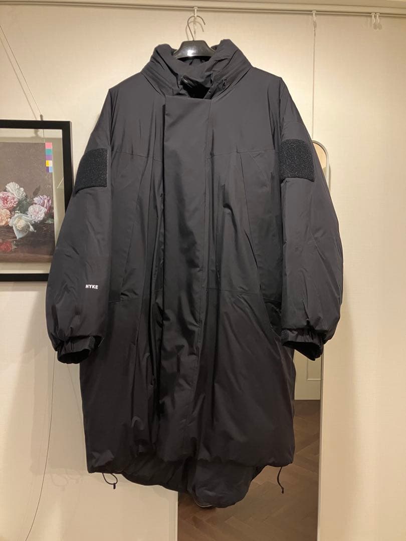 k*t様 HYKE モンスターパーカー　サイズ4 XL HYKE - 4 HYKE PERTEX PUFF PARKA モンスターパーカー ハイクの通販 by