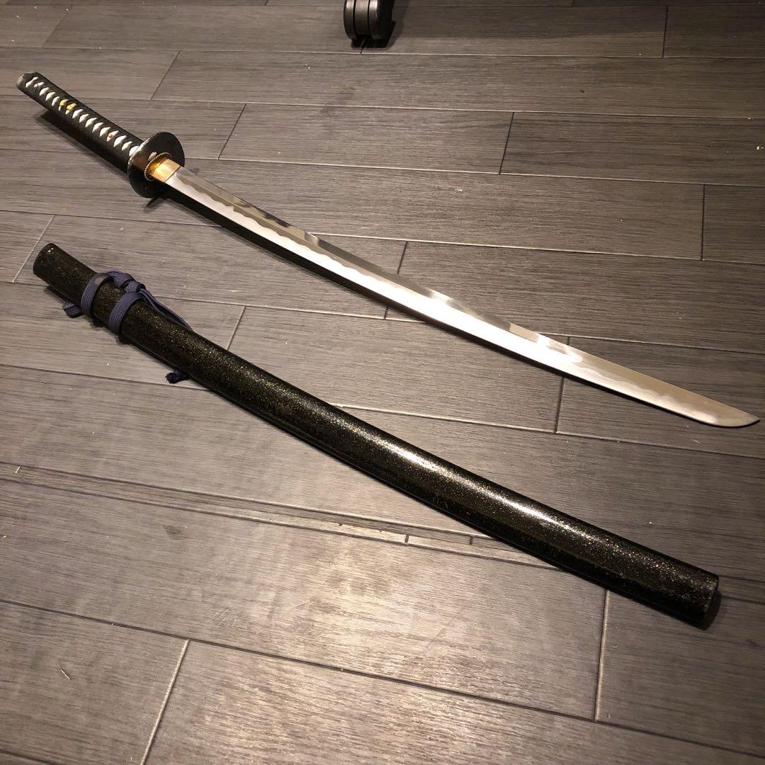 高級模造刀 居合刀 黒拵え 亜合金刀身 優乱刃紋