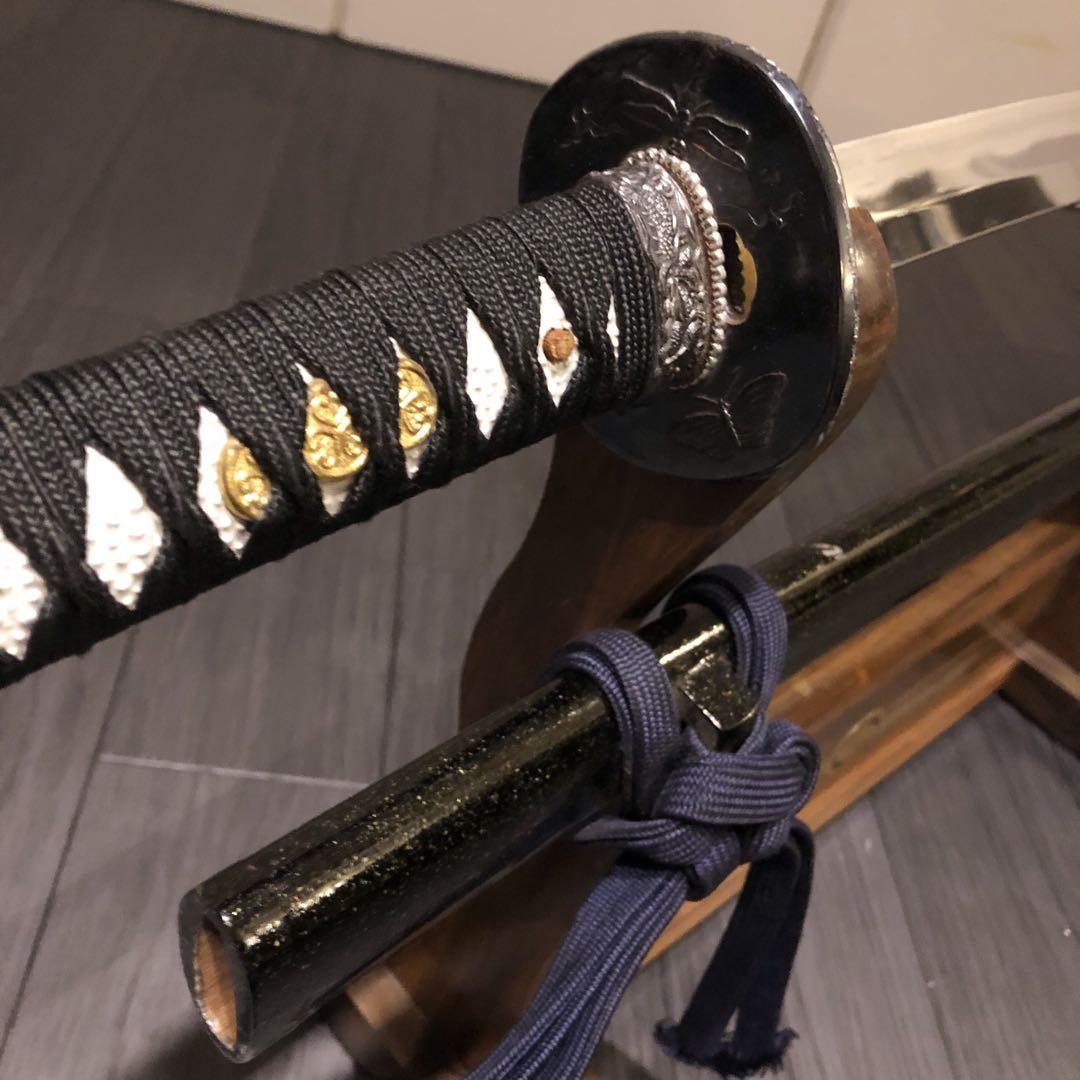 高級模造刀 居合刀 黒拵え 亜合金刀身 優乱刃紋