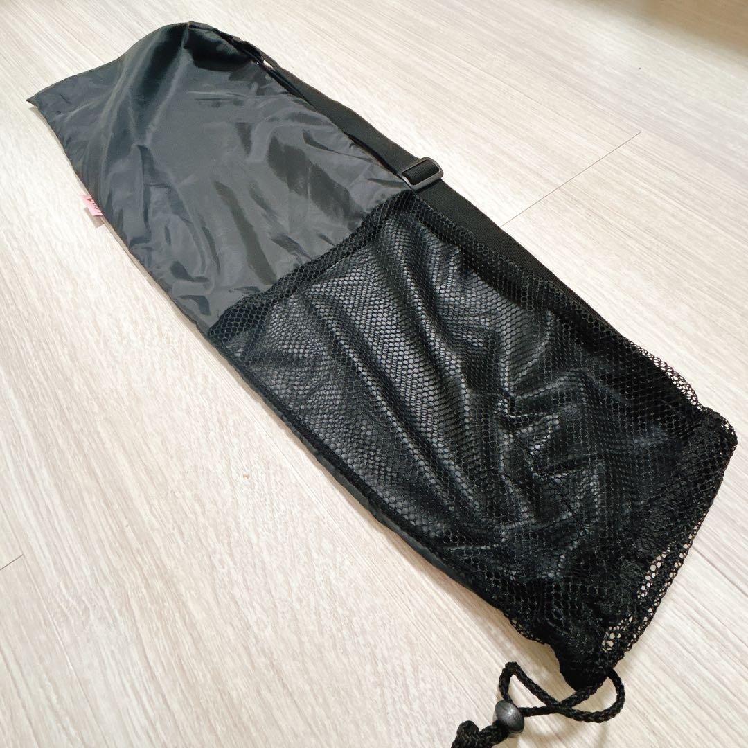 美品】ヨガマットケース 黒 LAVA - メルカリ