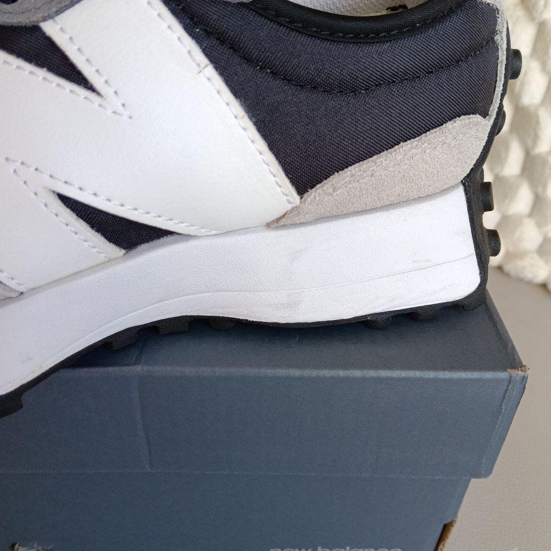 ニューバランススニーカー　MS327 23.5cm　ブラック