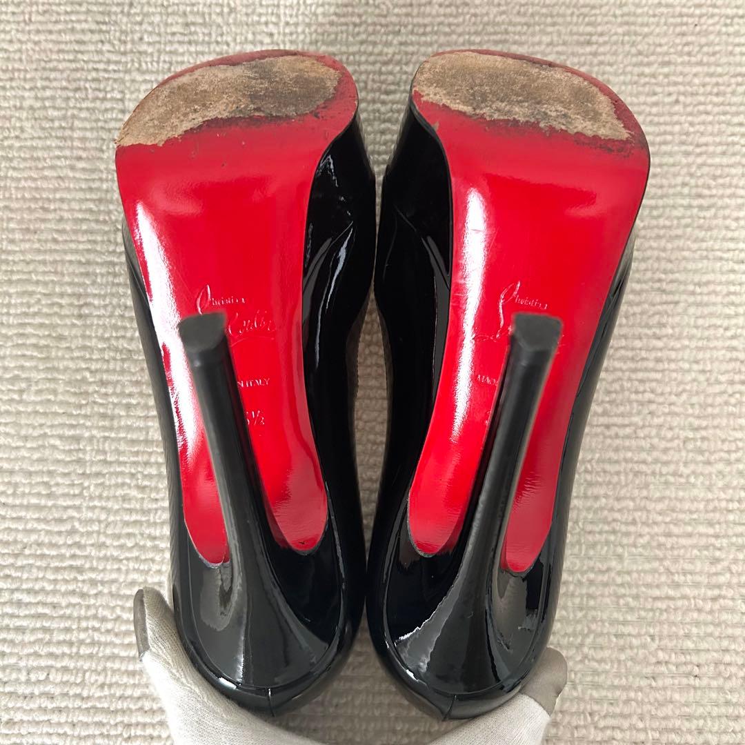 クリスチャン ルブタン パンプス エナメル 黒 22.5cm