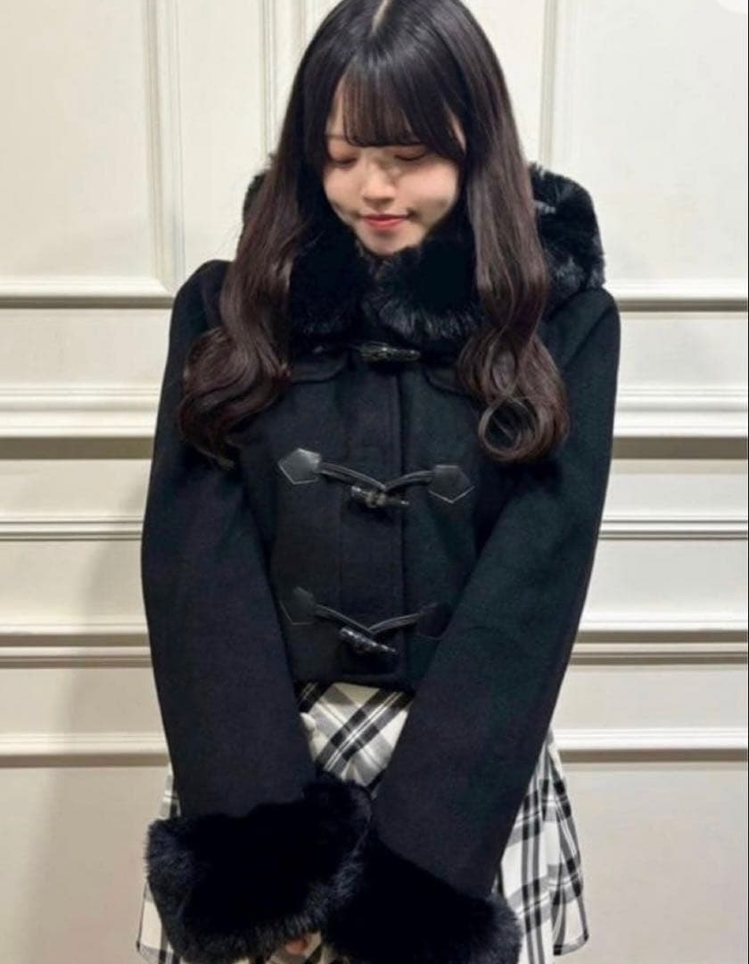 evelyn ショートダッフルコート 黒 フリーサイズ - メルカリ