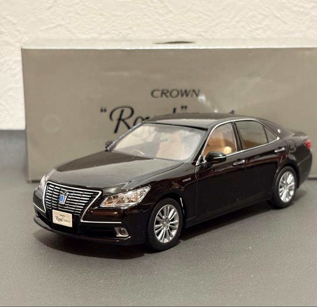 1/30 トヨタ クラウンロイヤルサルーン カラーサンプル 非売品 202