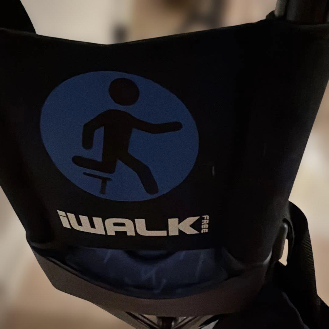 ゆうくん専用 iWALK 自助具 折りたたみ式 青 - メルカリ