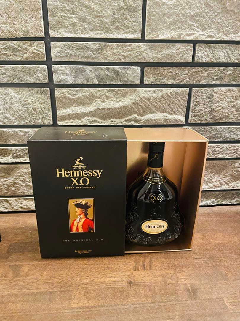 新品Hennessy X.O コニャック 700ml ギフトボックス付き X.O cognac Hennessy 75 cl 40% with box | Hennessy