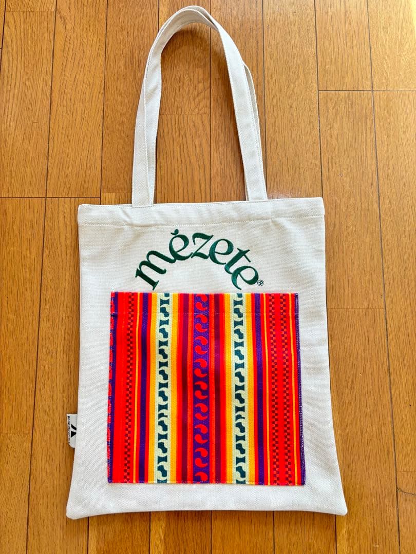 大阪万博　ヨルダン　トートバック 万博では何やかんやで色々購入。 お気に入りは、 ⚫︎ヨルダン