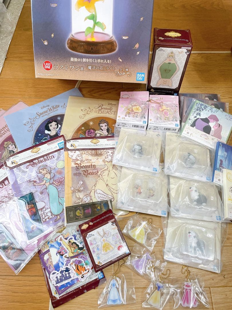 Adoワールドツアー Hibana 世界旅行タグとステッカーセット Ado Hibana