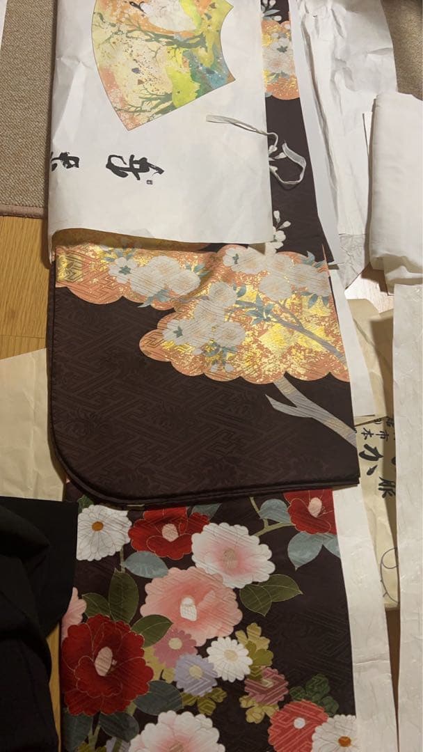 のどまど様専用 茶振袖 花柄刺繍