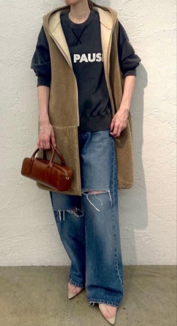 ウィムガゼット THE PAUSE ボアフードロングジレ 新品未使用品 - メルカリ