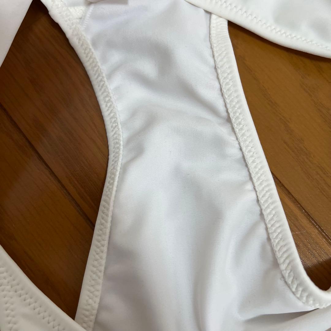 【未使用】試着のみ　ホワイト　水着　ビキニ　夏 レディース