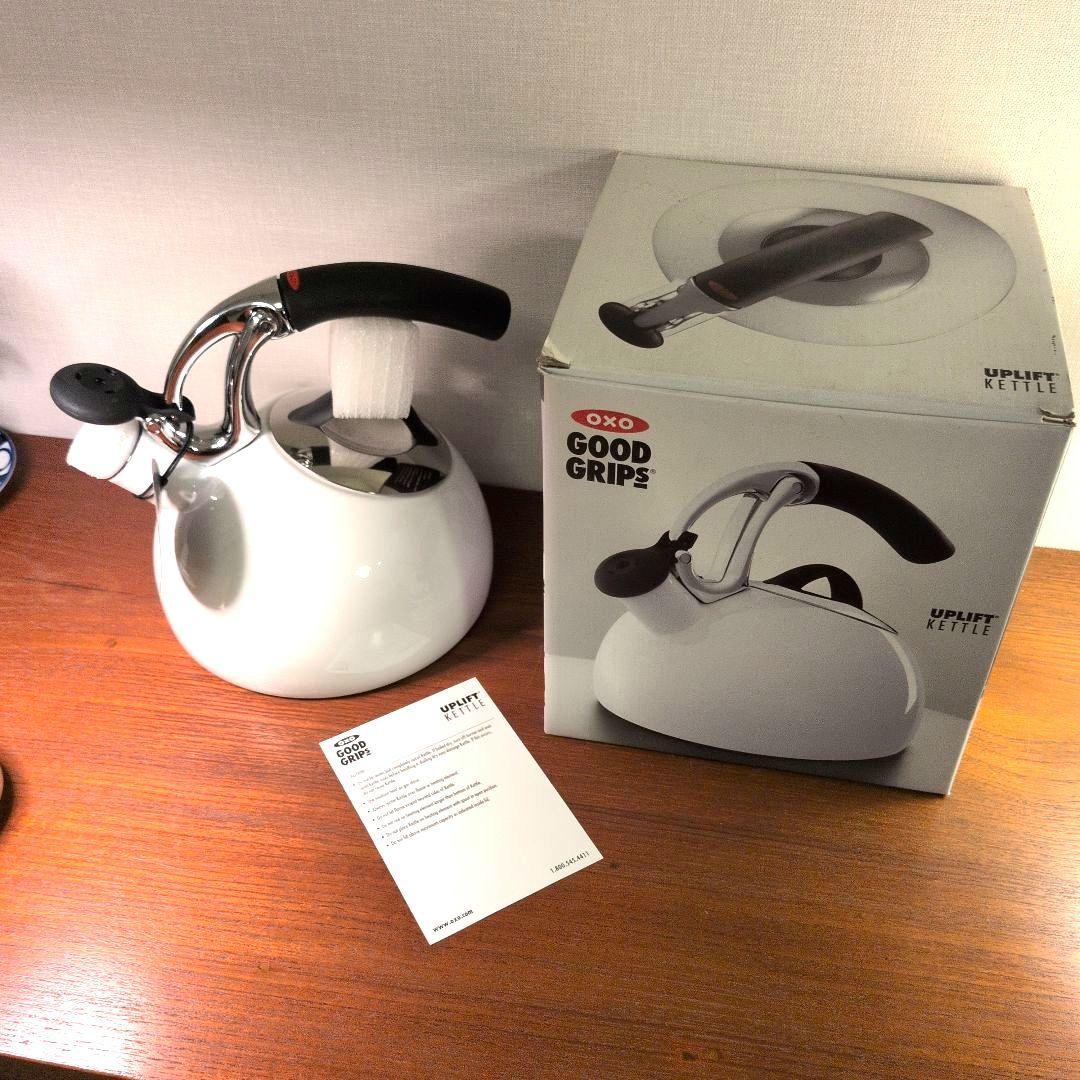 オクソー　OXO GOOD GRIPS 　 白ホーローケトル　やかん 1.7L