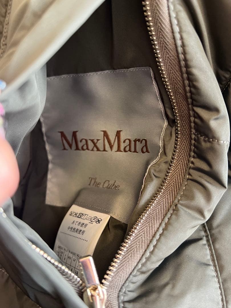 Max Mara リバーシブル オリーブベージュ 美品 ダウンコート12万