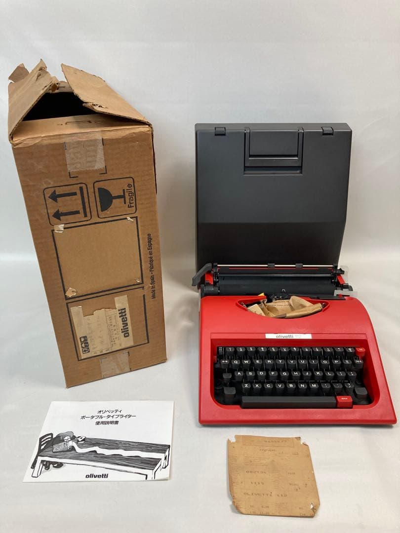 olivetti 112 オリベッティ　タイプライター　新品未使用品 ビンテージ オリベッティ olivetti 112／レッテラ /タイプライター