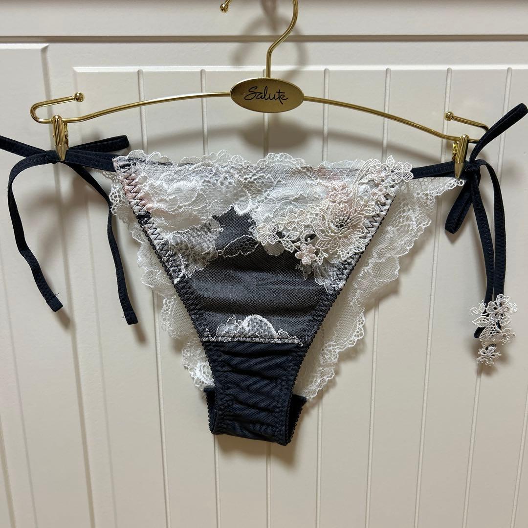 ワコール パルファージュ ショーツ M PCL452 - メルカリ