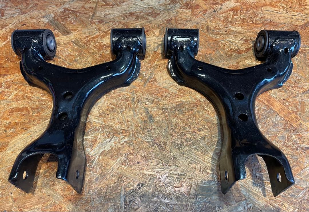 ロードスター　NA8 リアアッパーアーム　リフレッシュ済み NA/NB ロードスター リアアッパーアームピロ ストレートタイプ（左右4