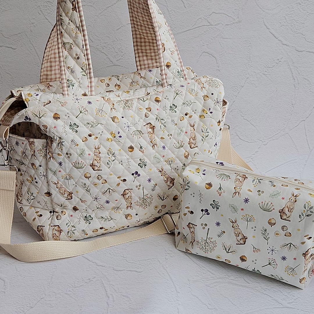 【まっきーオーダーページ】マザーズバッグ　保冷ポーチ　うさぎ　キルティング まっきー様専用オーダーページ】マザーズバッグ 保冷ポーチ うさぎ