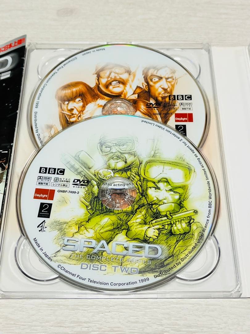 ★DVD BOX★ SPACED 俺たちルームシェアリング〈5枚組〉　セル版