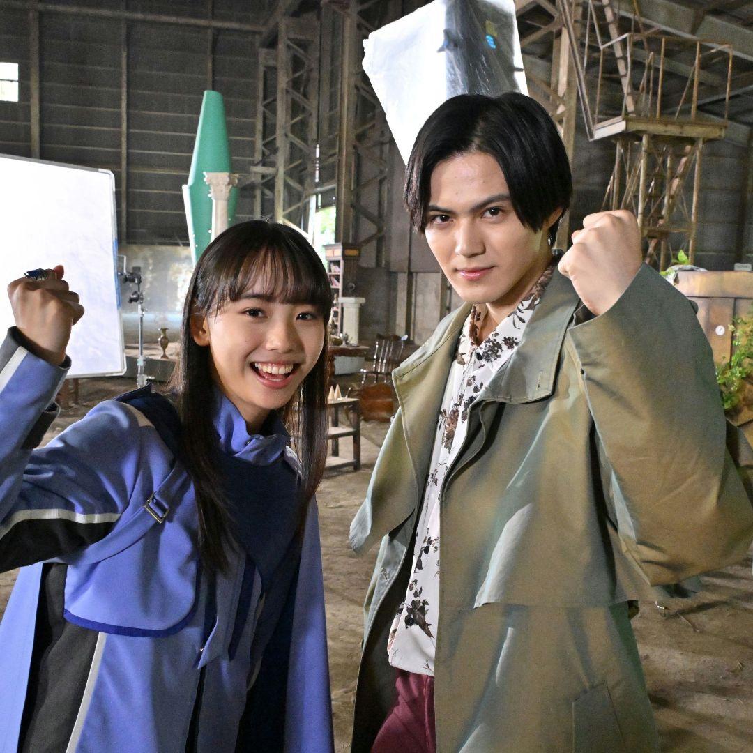 ラスト1点]仮面ライダーギーツ浮世英寿ガッチャ冬映画着用衣装コートM